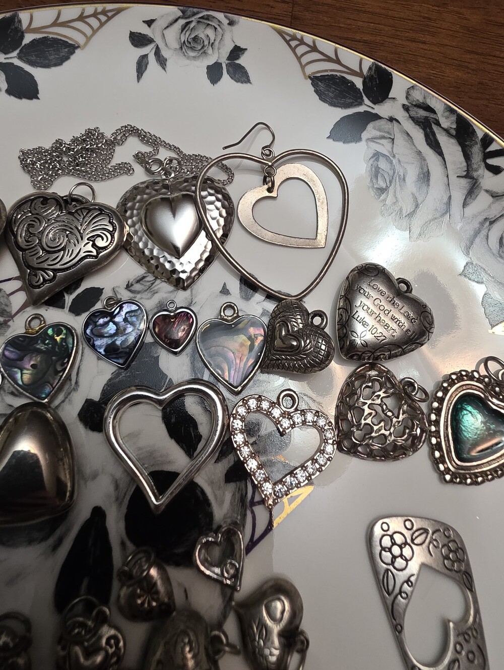 43 Vintage/costume Silver Toned Heart Charm Craft Lot Bundle Estate - Picture 8 of 13